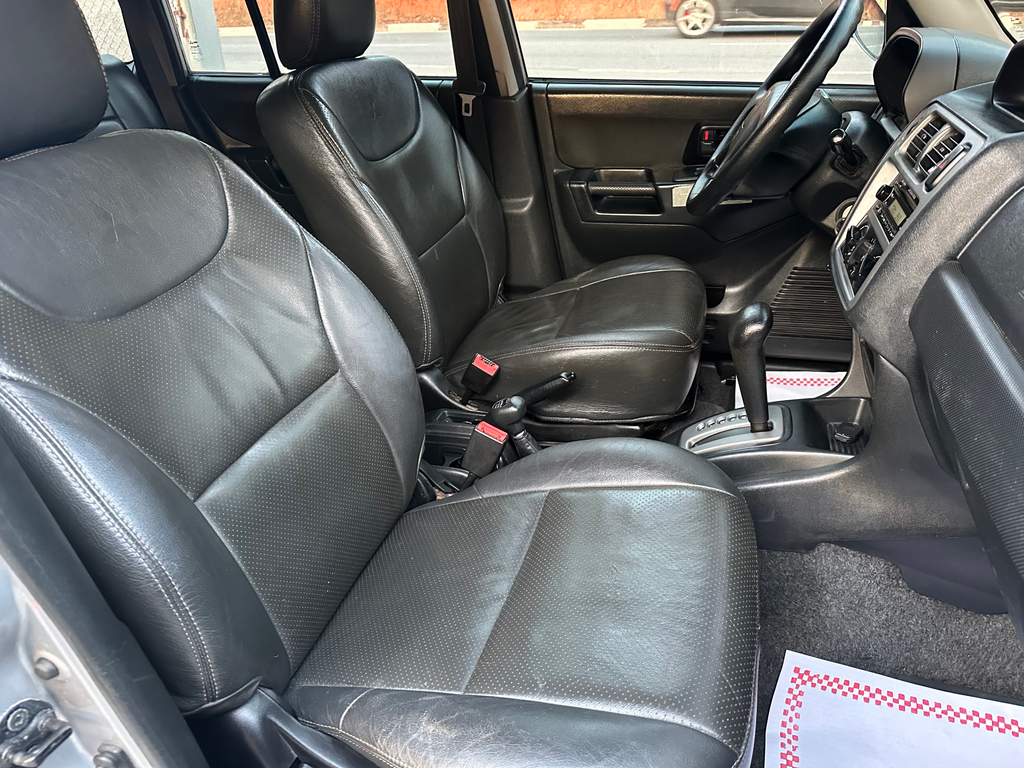 Mitsubishi Pajero Prata