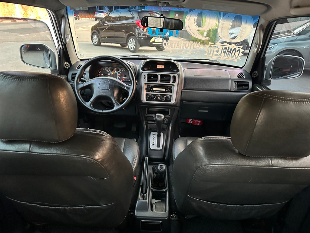 Mitsubishi Pajero Prata