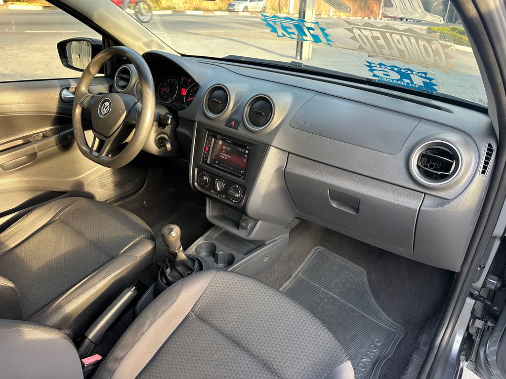 Volkswagen Saveiro Cinza