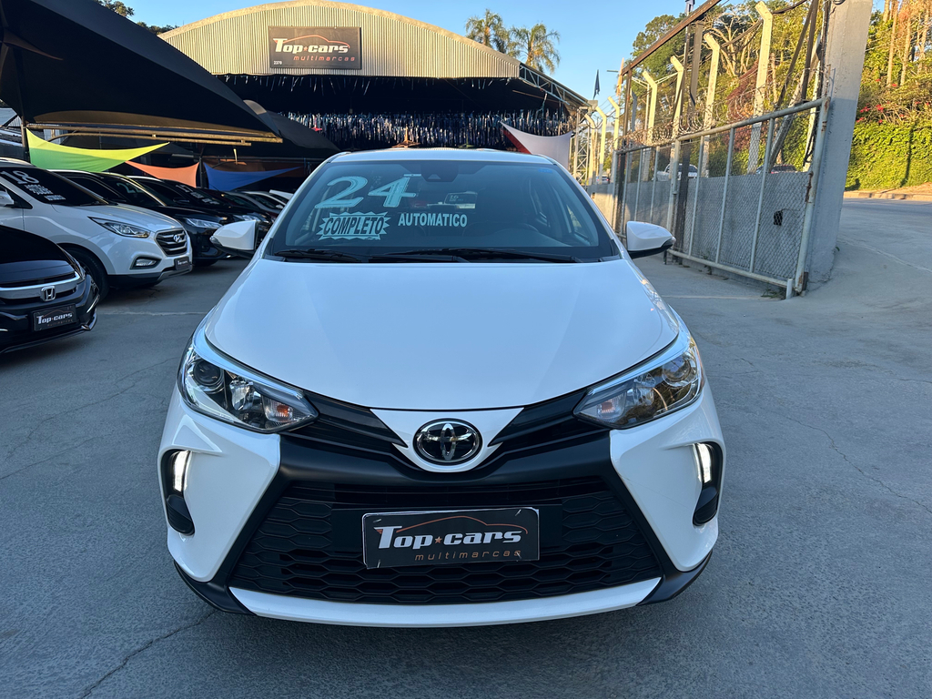 Toyota Yaris Branco