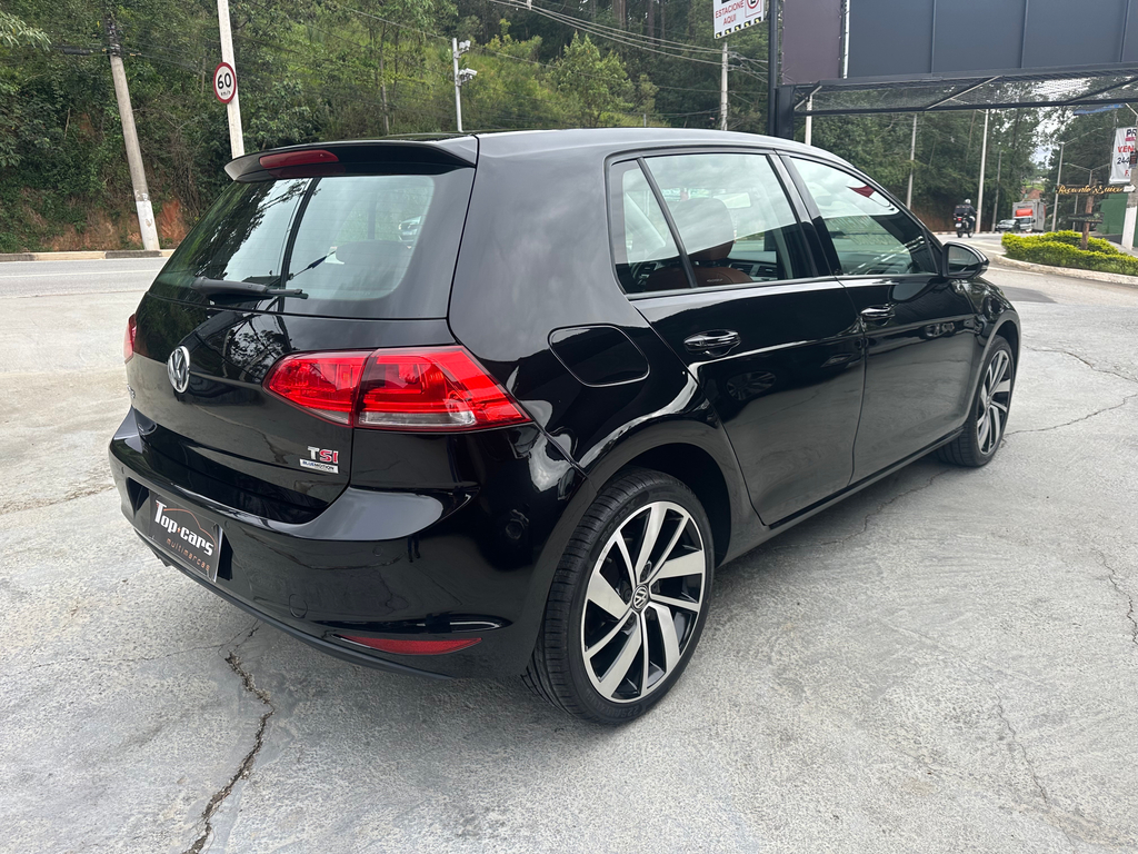 Volkswagen Golf Preto