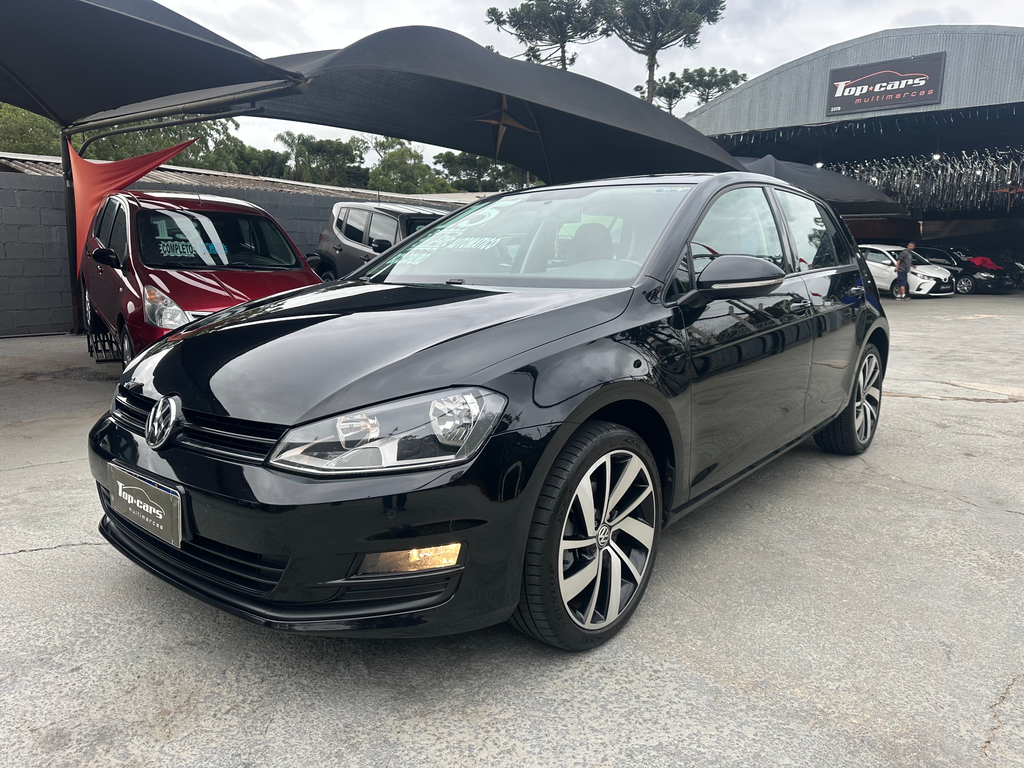 Volkswagen Golf Preto