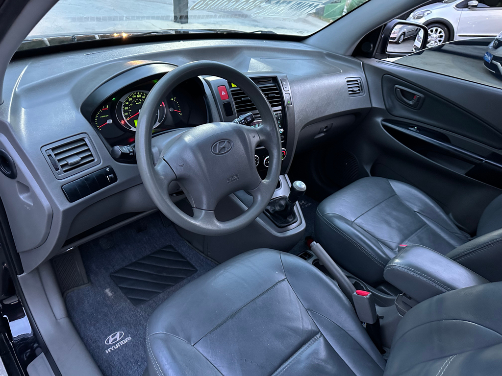 Hyundai Tucson Preto