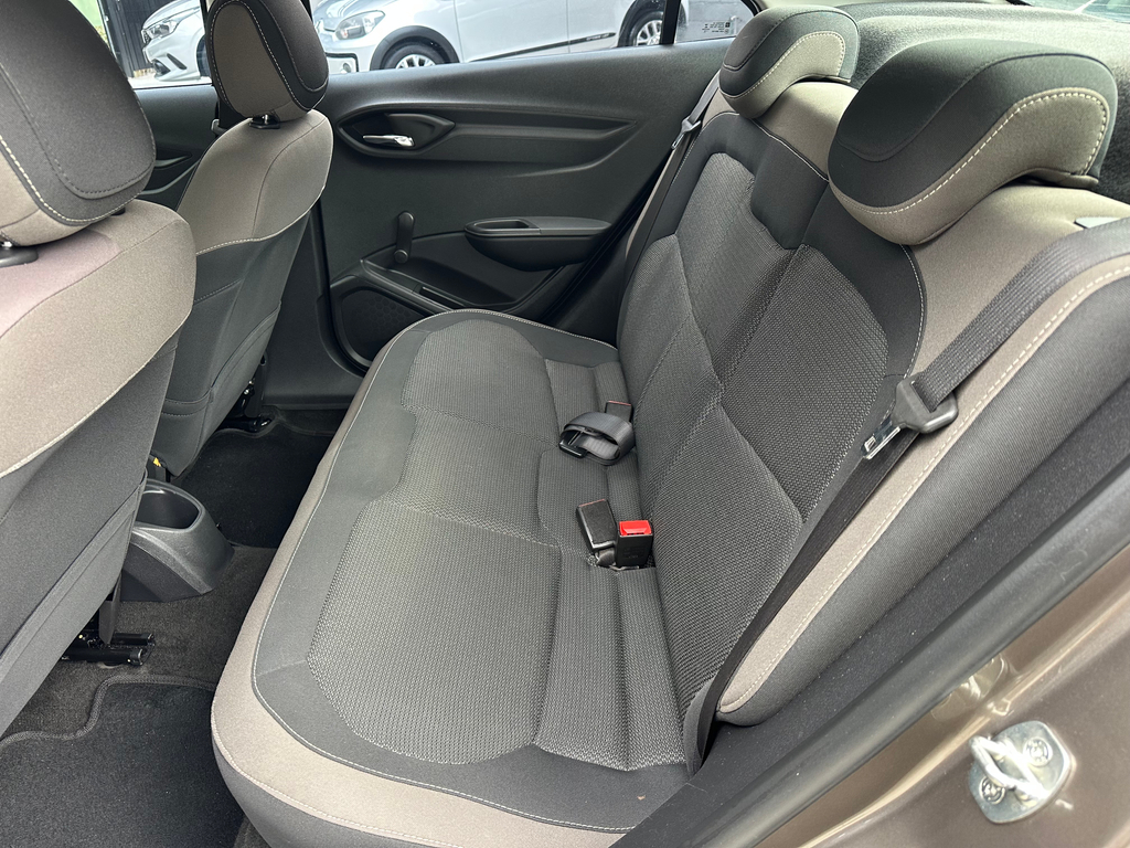 Chevrolet Prisma Cinza