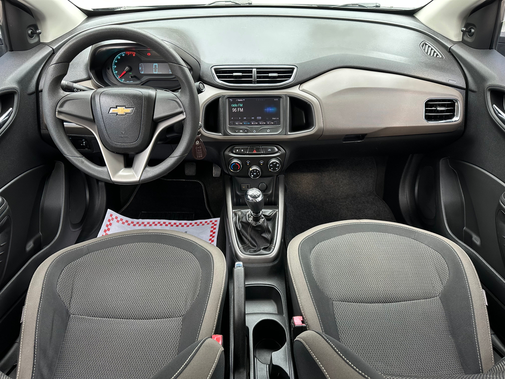 Chevrolet Prisma Cinza