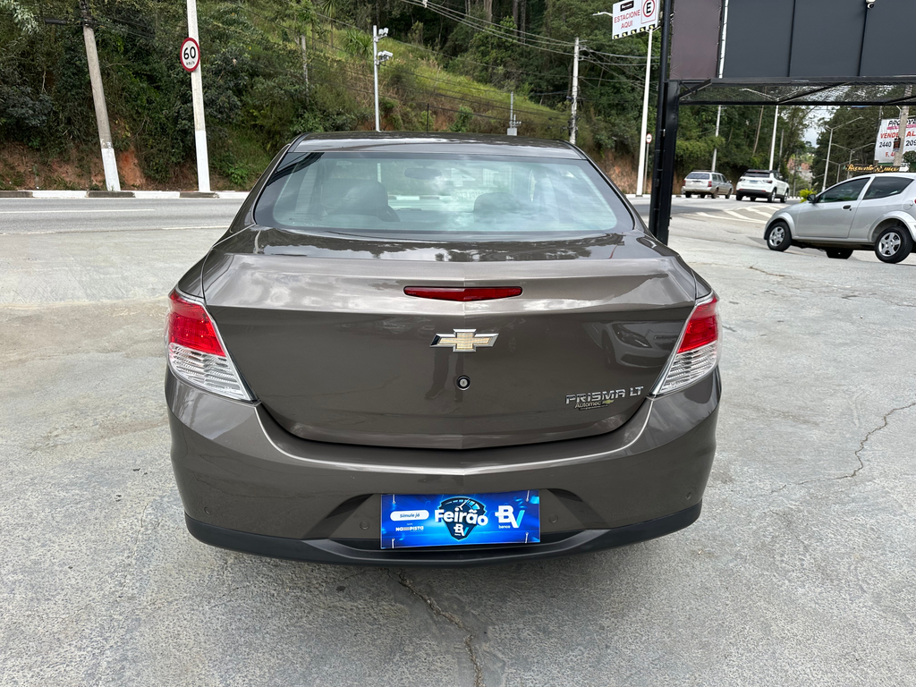 Chevrolet Prisma Cinza