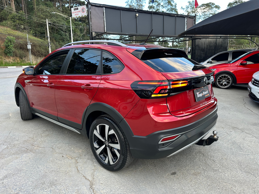 Volkswagen Nivus Vermelho