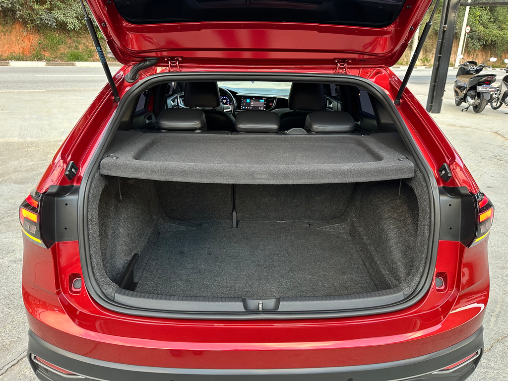 Volkswagen Nivus Vermelho