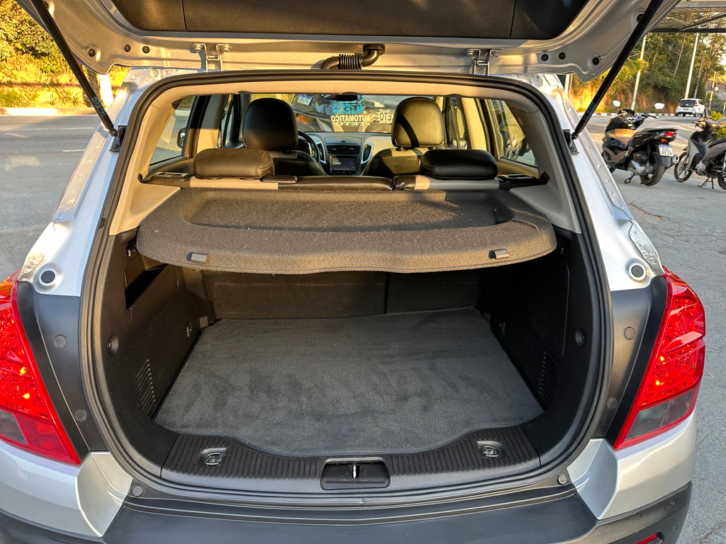 Chevrolet Tracker Prata