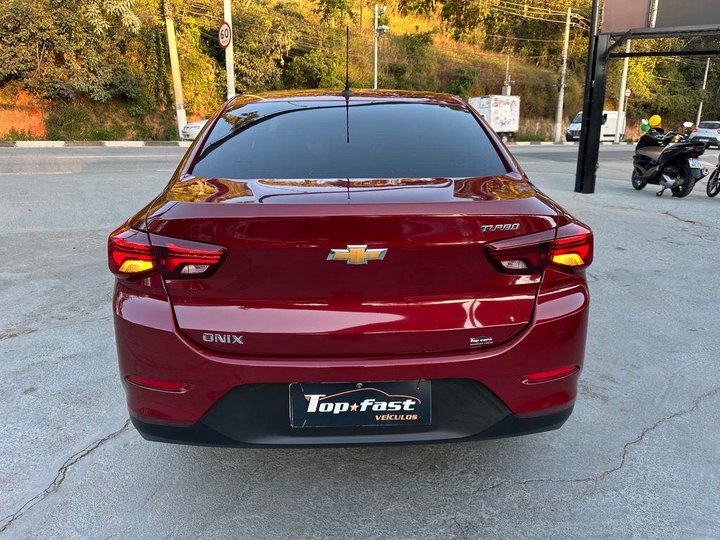 Chevrolet Onix Sedan Vermelho