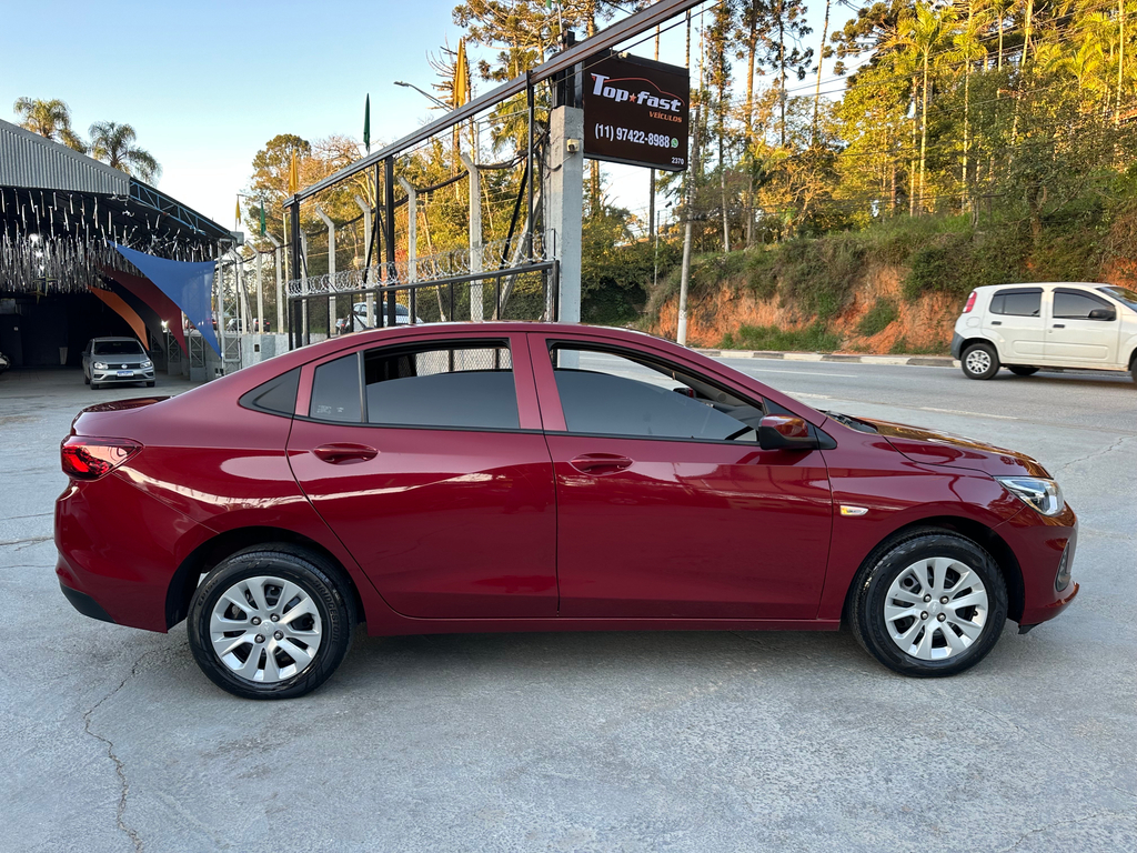 Chevrolet Onix Sedan Vermelho
