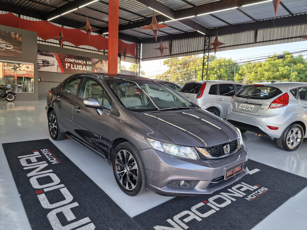 Honda Civic Sedan Cinza