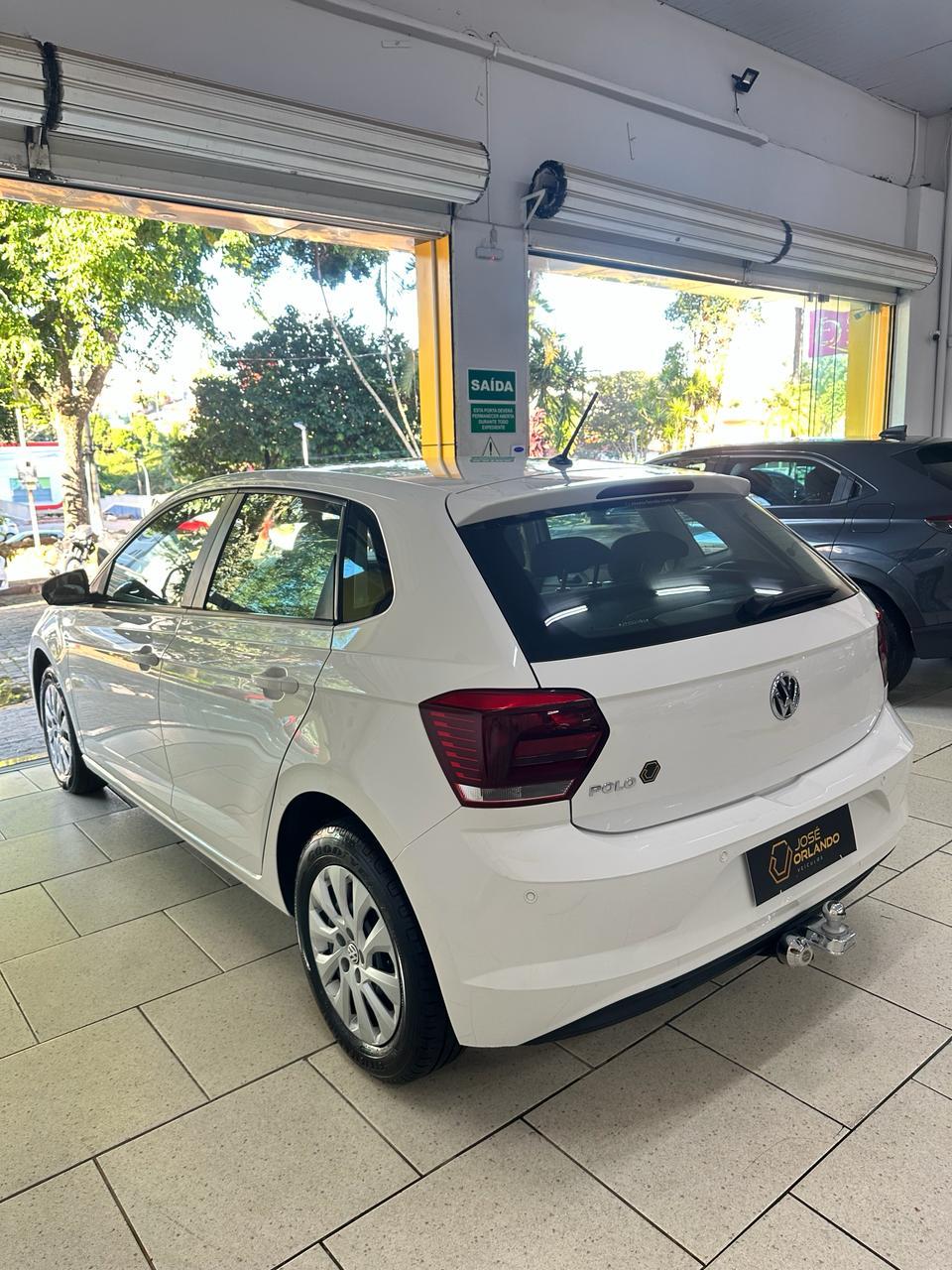 Volkswagen Polo Branco