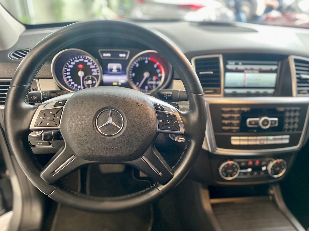 Mercedes Benz ML-350 Prata