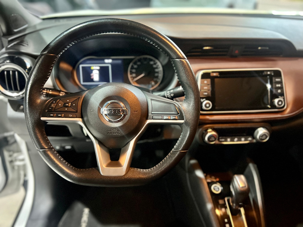 Nissan Kicks Branco