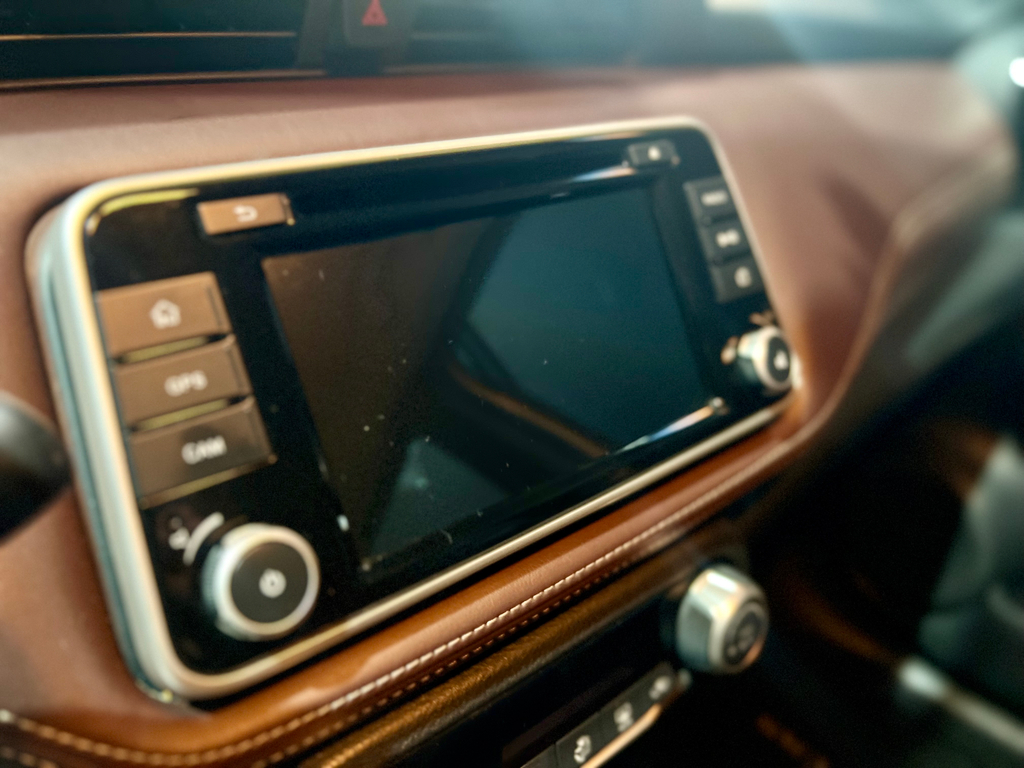 Nissan Kicks Branco