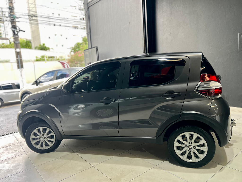 Fiat MOBI LIKE Cinza