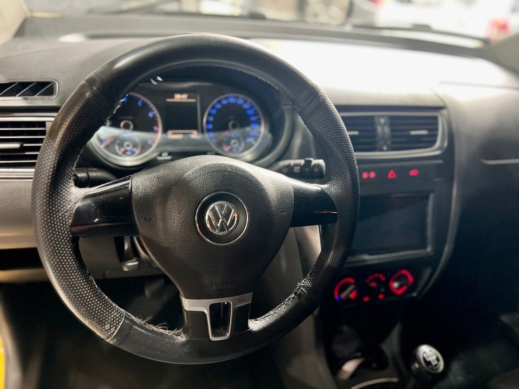 Volkswagen CrossFox Amarelo