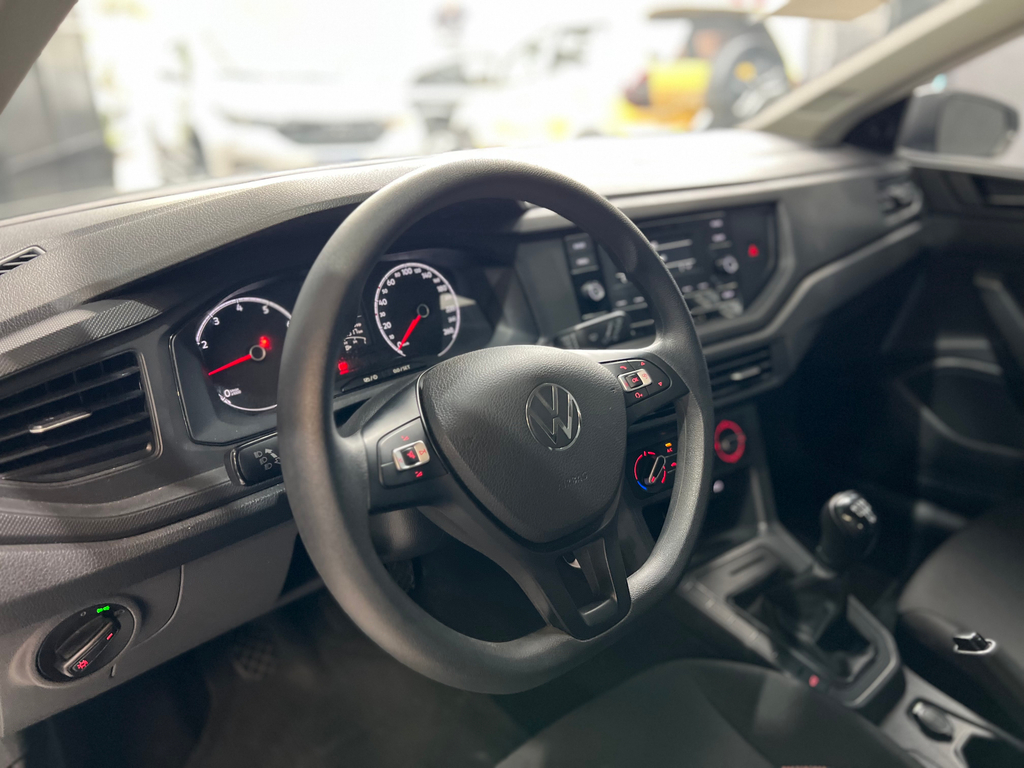 Volkswagen Polo Prata