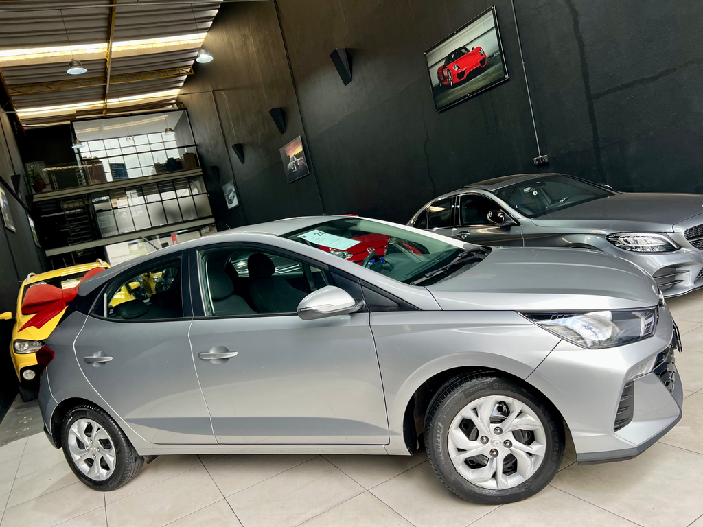 Hyundai HB20 Prata