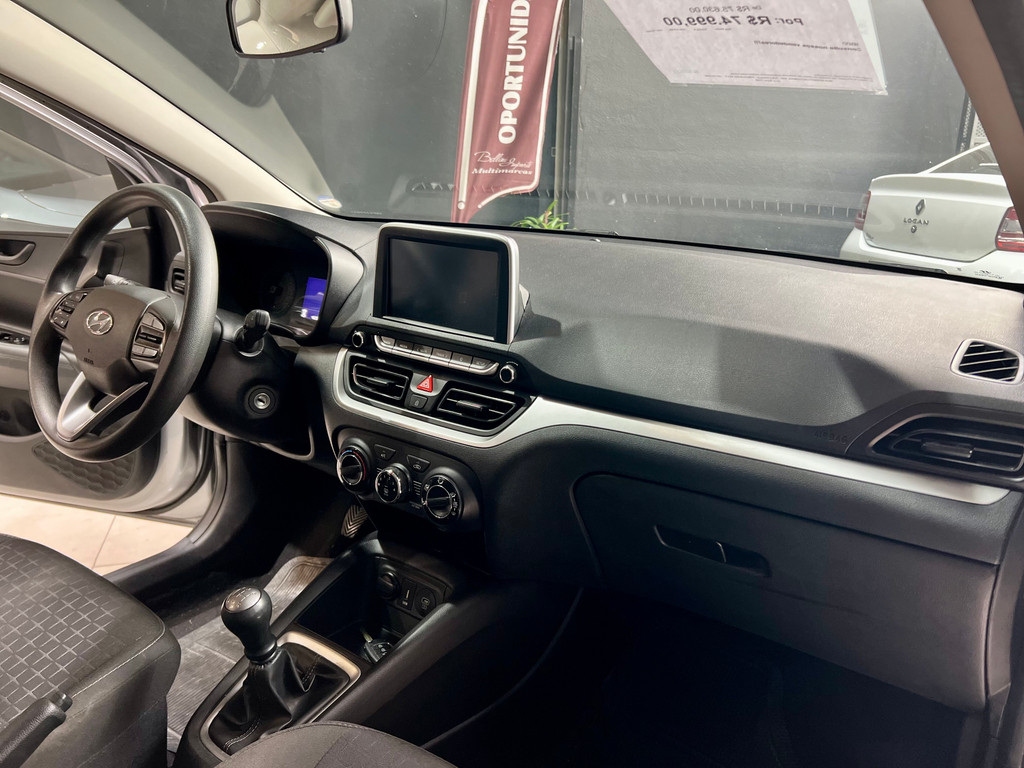 Hyundai HB20 Prata