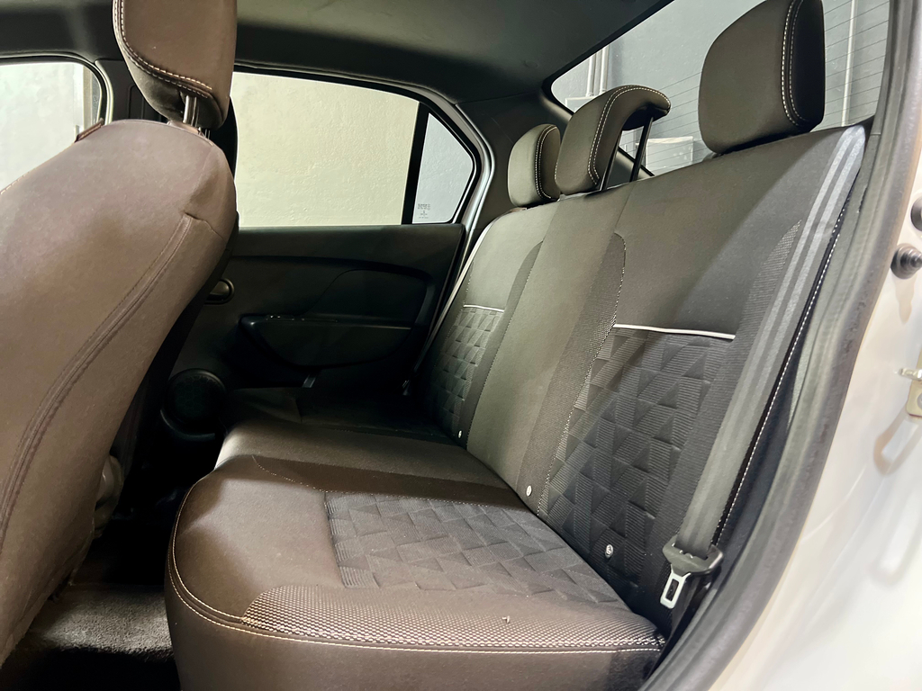 Renault Logan Branco