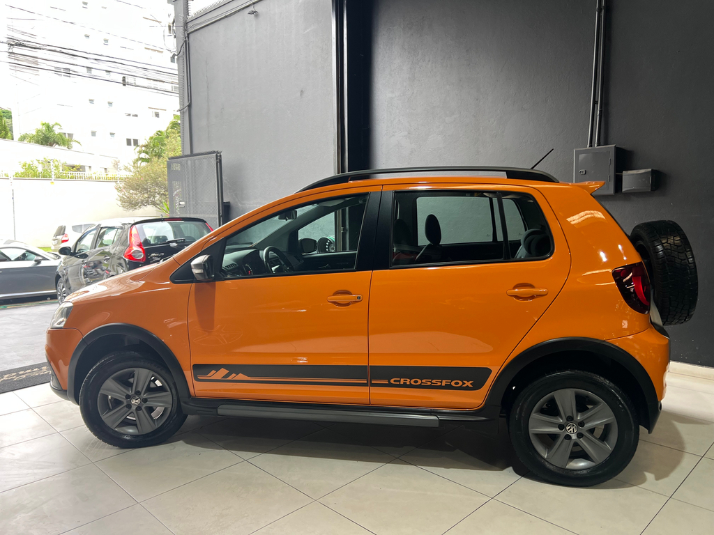 Volkswagen CrossFox Laranja