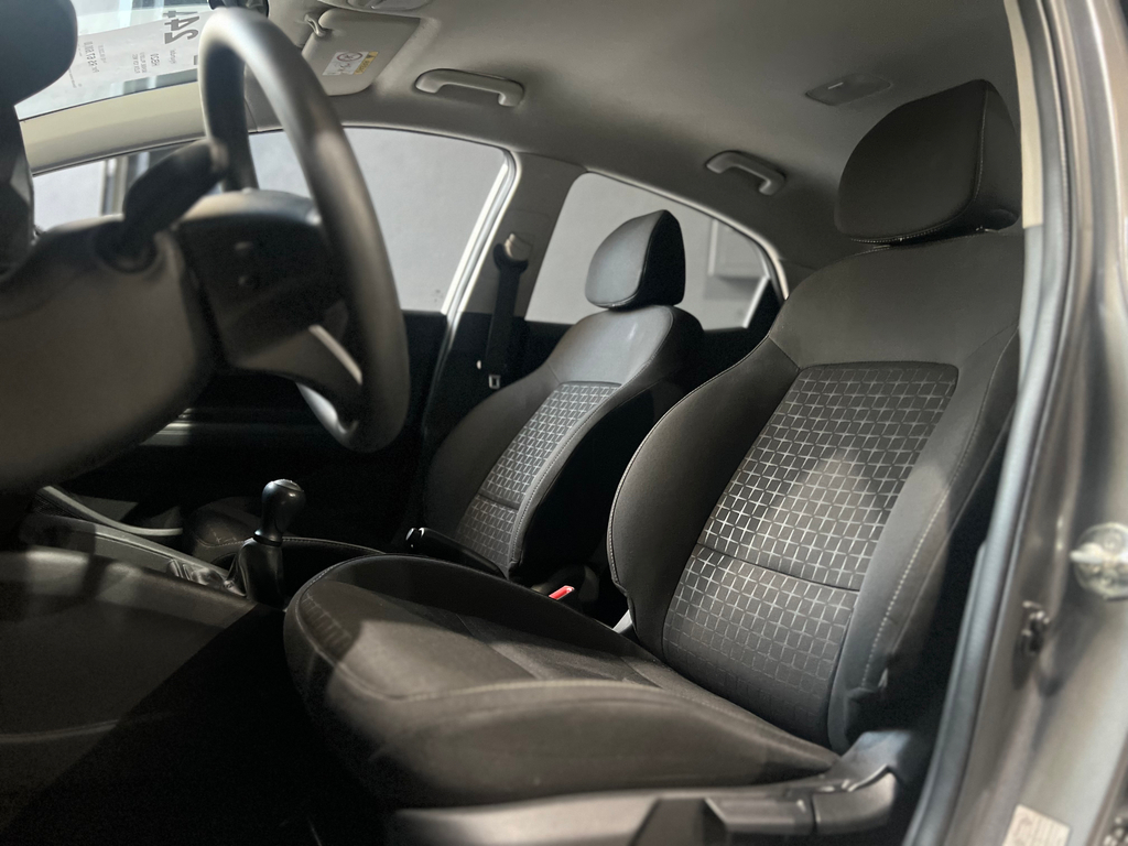 Hyundai HB20 Cinza
