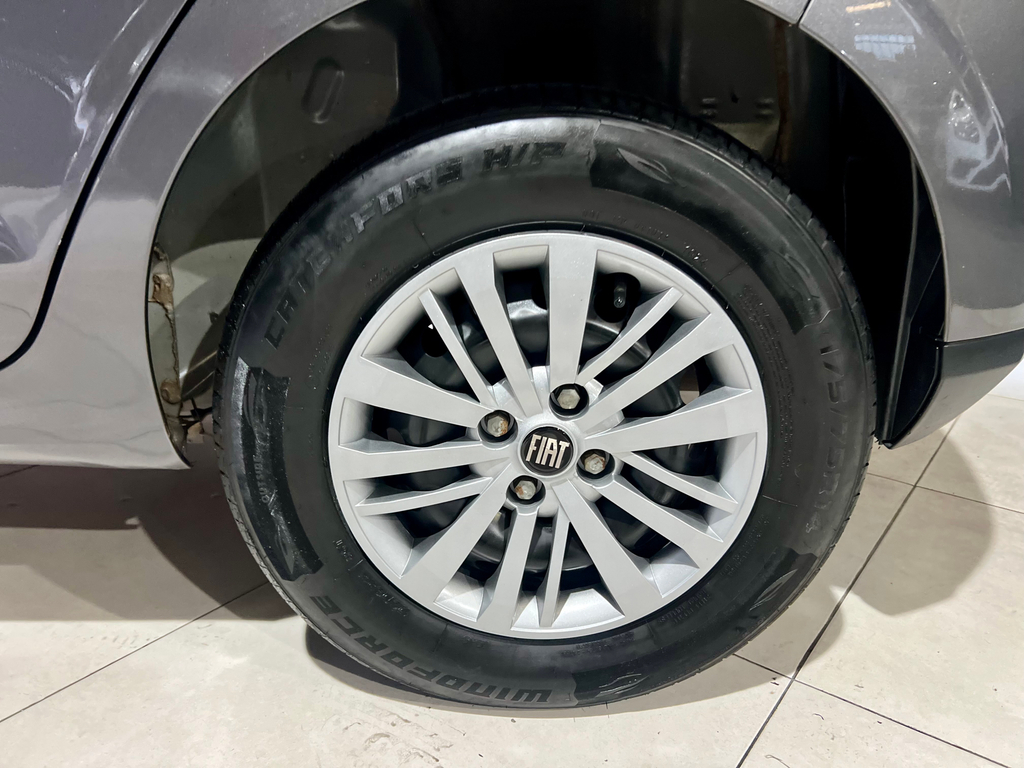 Fiat Argo Cinza