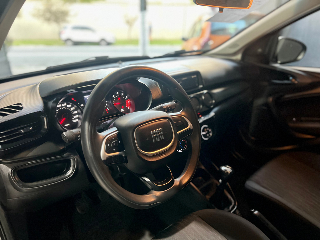 Fiat Argo Cinza
