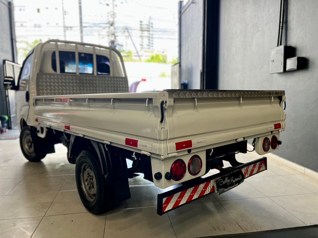 Kia Bongo Branco