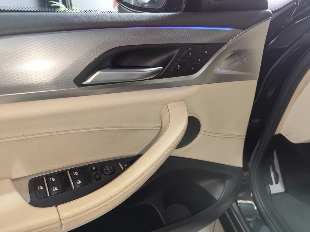 BMW X4 Preto