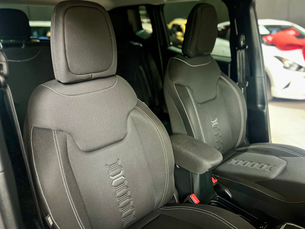 Jeep Renegade Prata