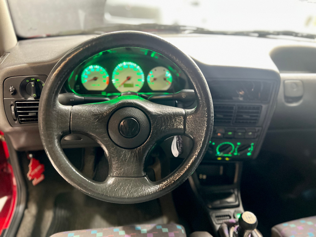 Volkswagen Gol Vermelho