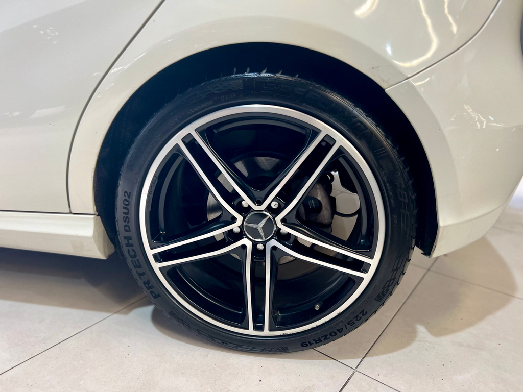 Mercedes Benz A 200 Branco
