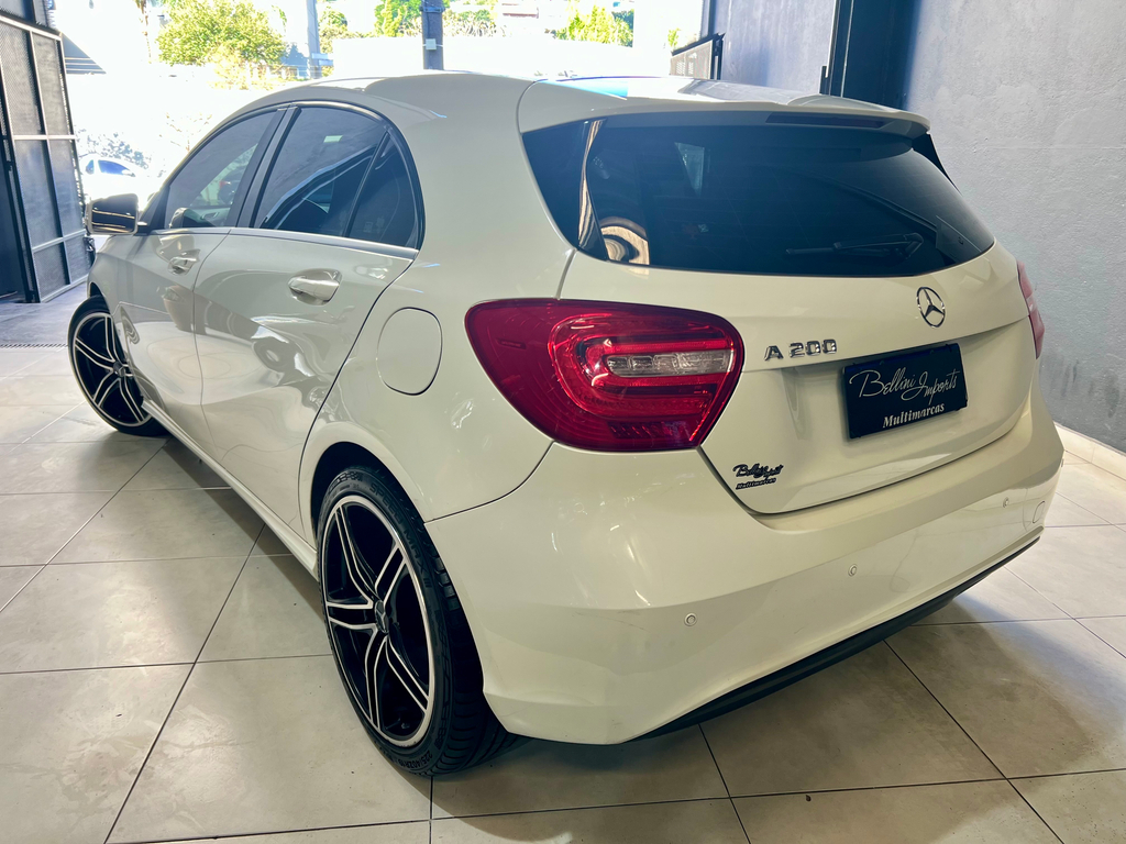 Mercedes Benz A 200 Branco