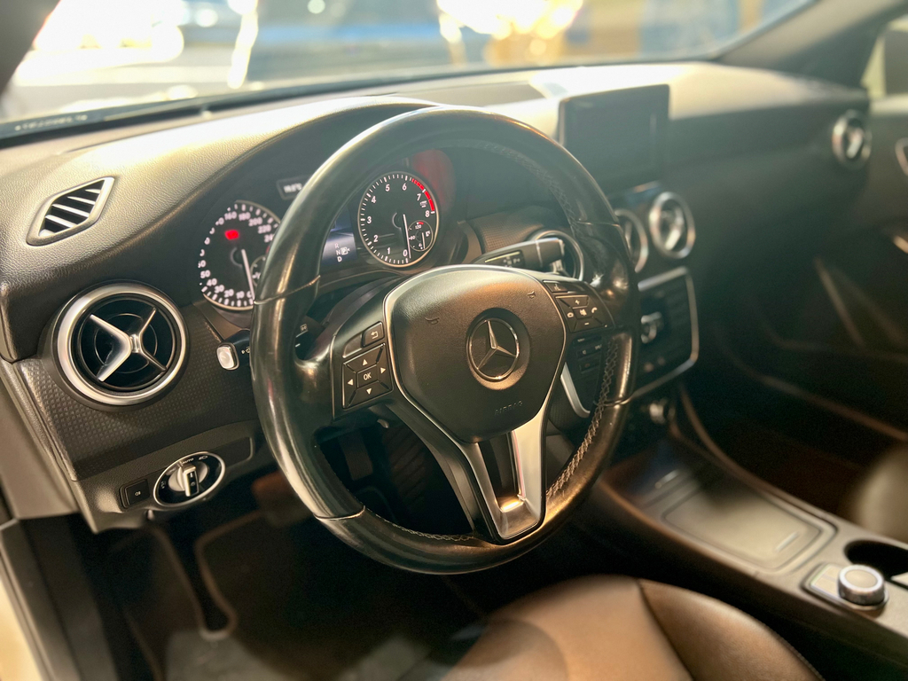 Mercedes Benz A 200 Branco