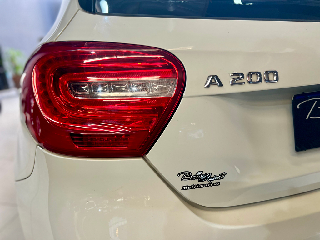 Mercedes Benz A 200 Branco
