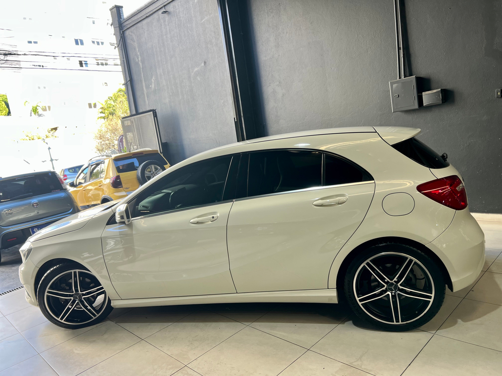 Mercedes Benz A 200 Branco
