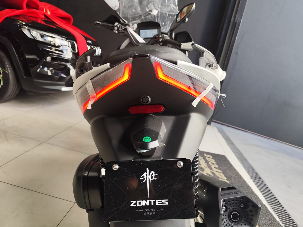 Zontes E Branco