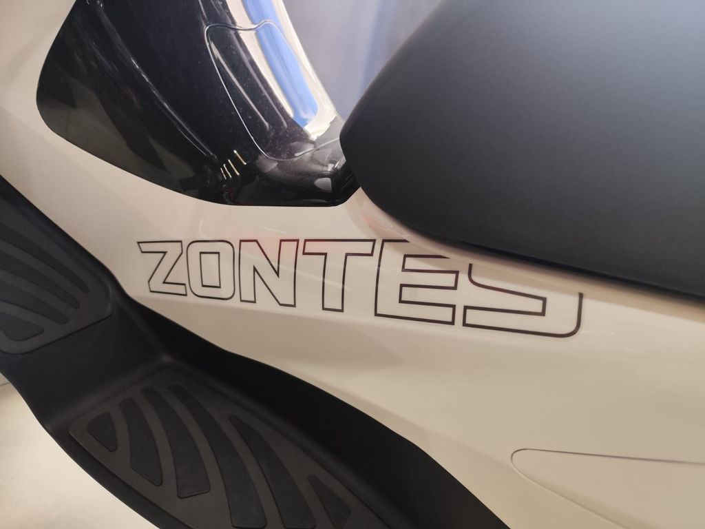 Zontes E Branco
