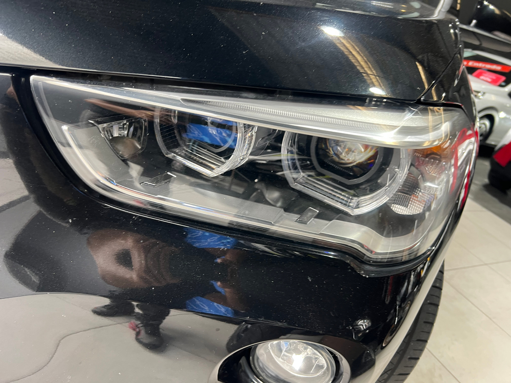BMW X1 Preto