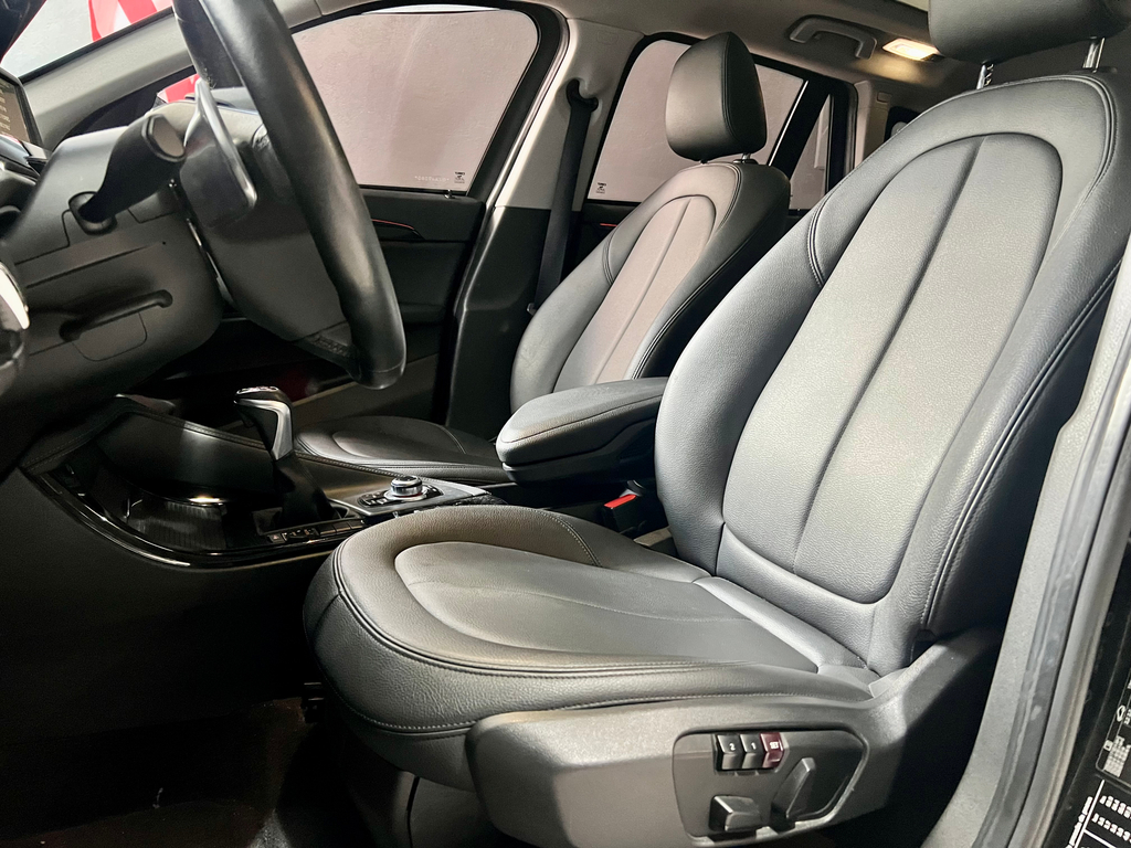 BMW X1 Preto