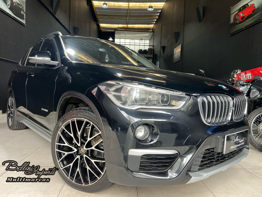 BMW X1 Preto