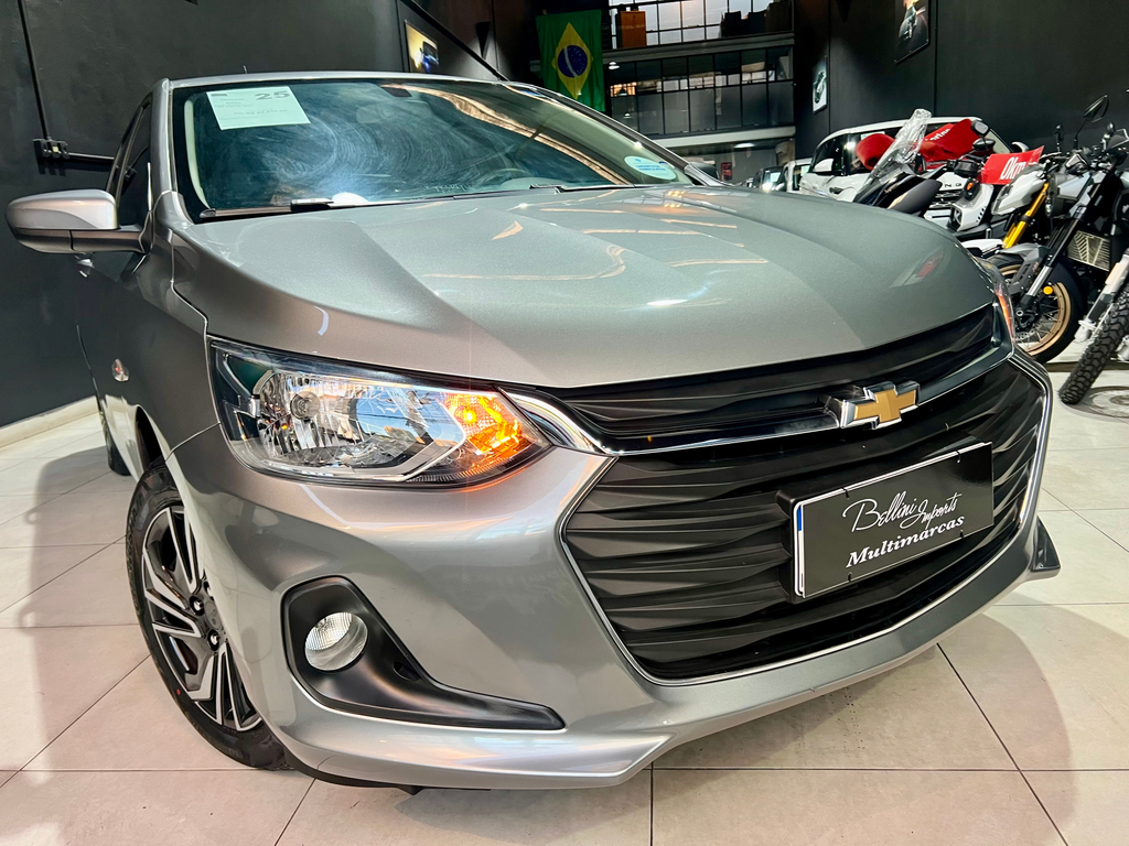 Chevrolet Onix Prata