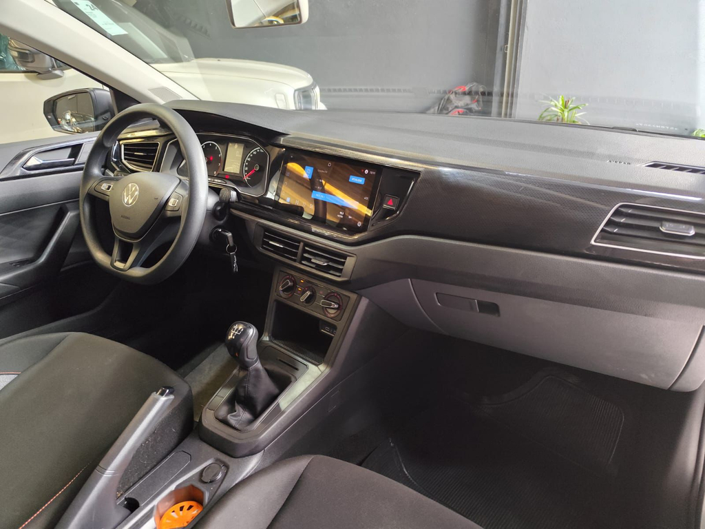 Volkswagen Polo Prata