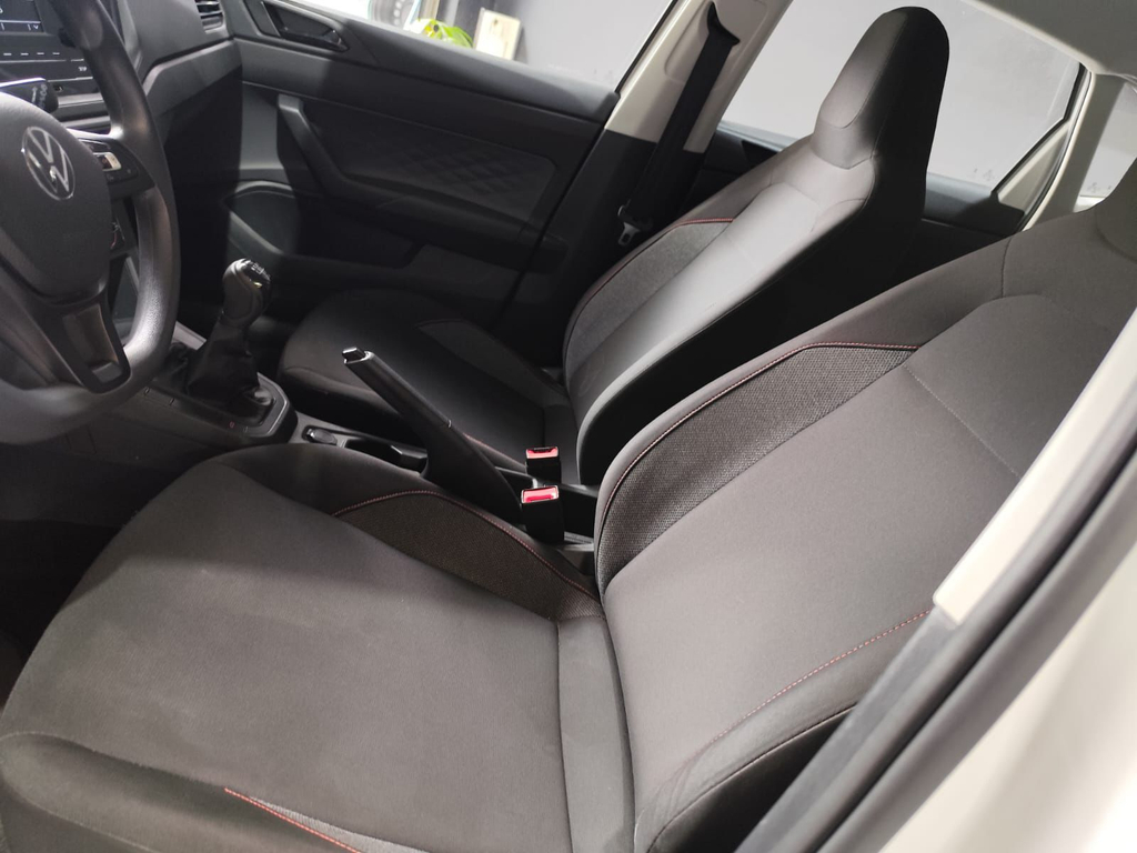 Volkswagen Polo Cinza