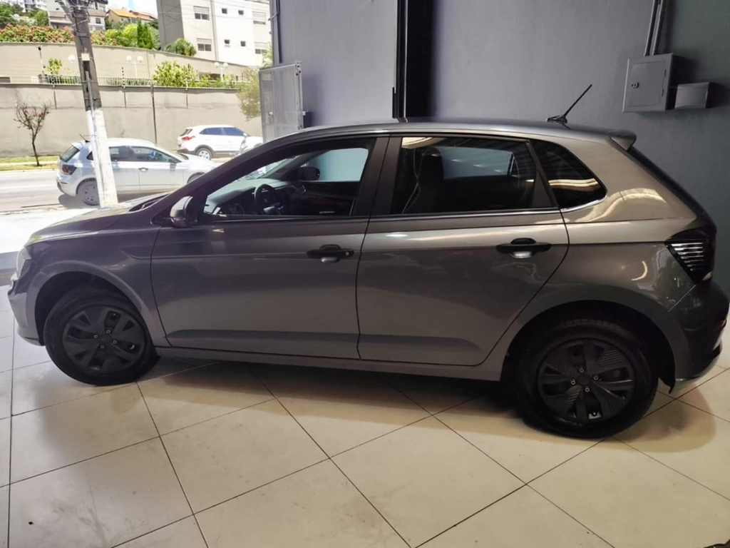 Volkswagen Polo Cinza