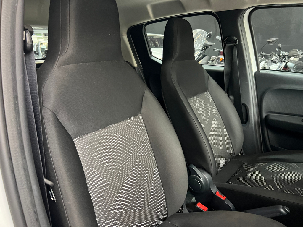 Fiat Mobi Branco