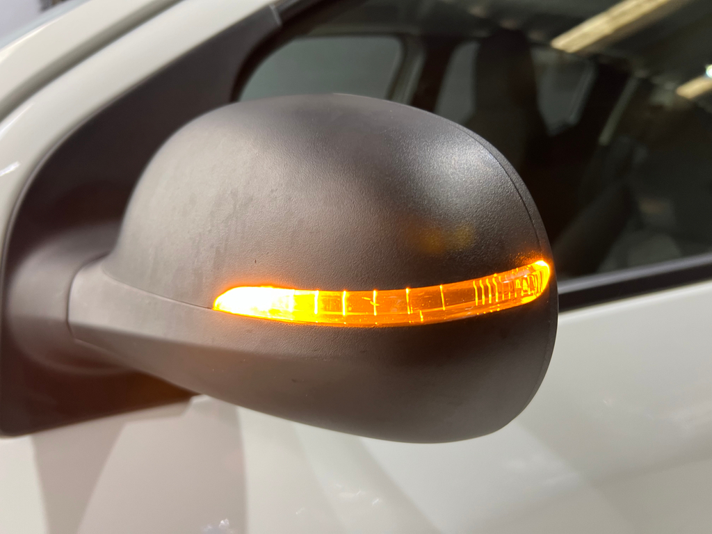 Fiat Mobi Branco